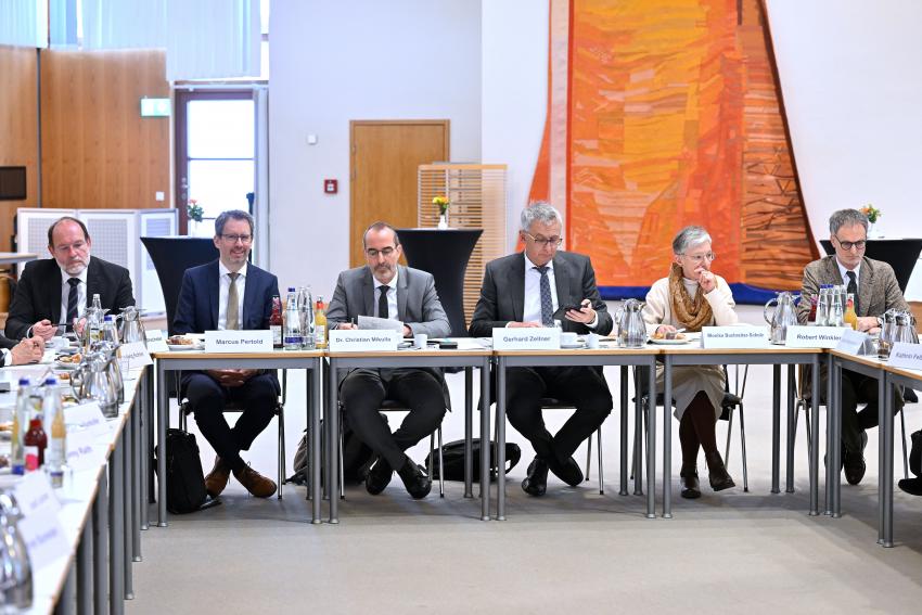 Gemeinsames Foto beim 2. Kommunal-Forum Niederbayern