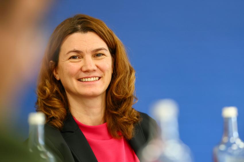 Tanja Schweiger, Landrätin des Landkreises Regensburg