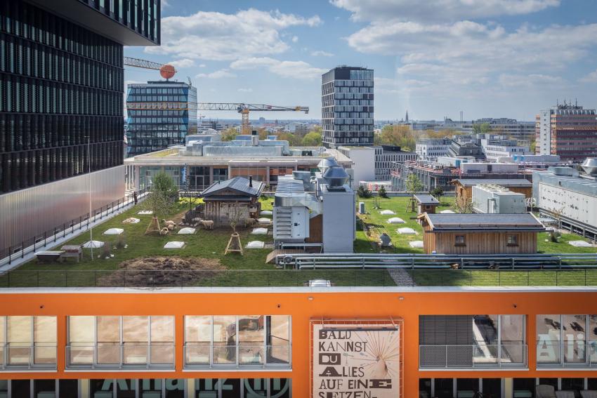 Blick aufs das Dach vom WERK3 vom Riesenrad aus (Urheberin: Ivana Bilz)