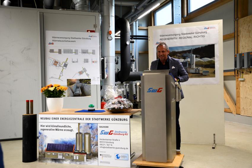 Bild vergrössert sich per Mausklick - >Termin - Besichtigung der regenerativen Wärmeversorgung in Günzburg