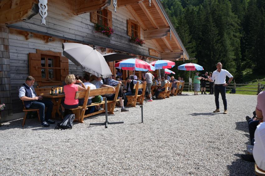 Minister Glauber bei der Rede