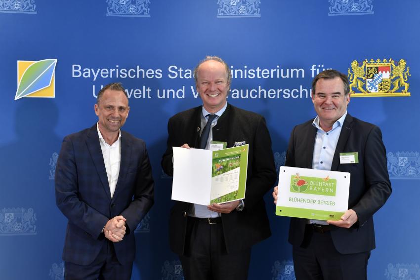 Bayerns Umweltminister Thorsten Glauber zeichnet 