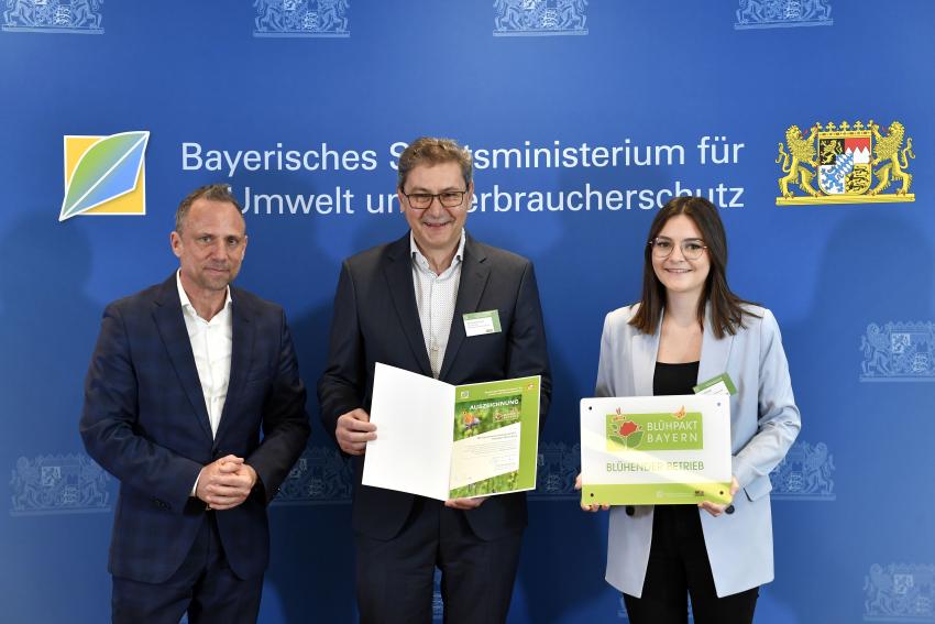 Bayerns Umweltminister Thorsten Glauber zeichnet 