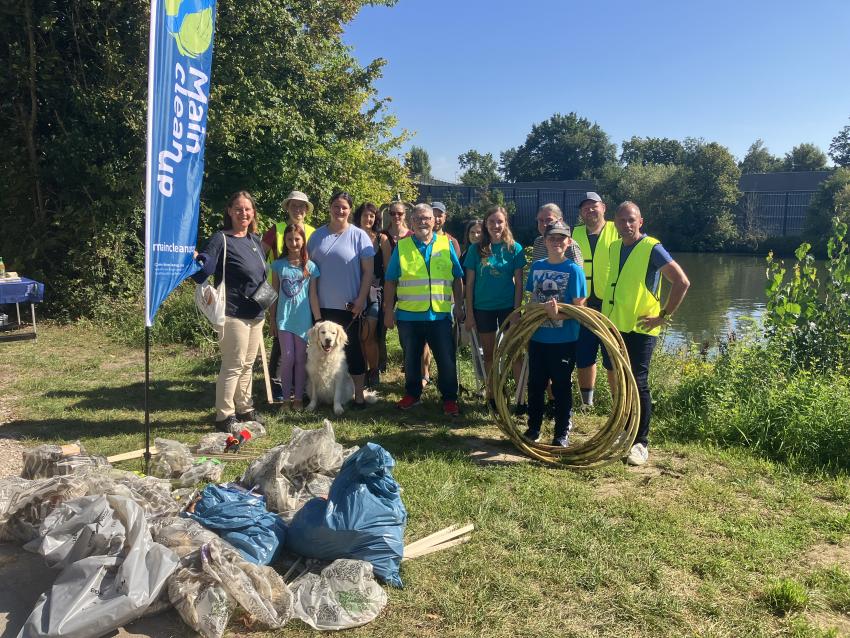 Gruppenbild mit Minister Glauber