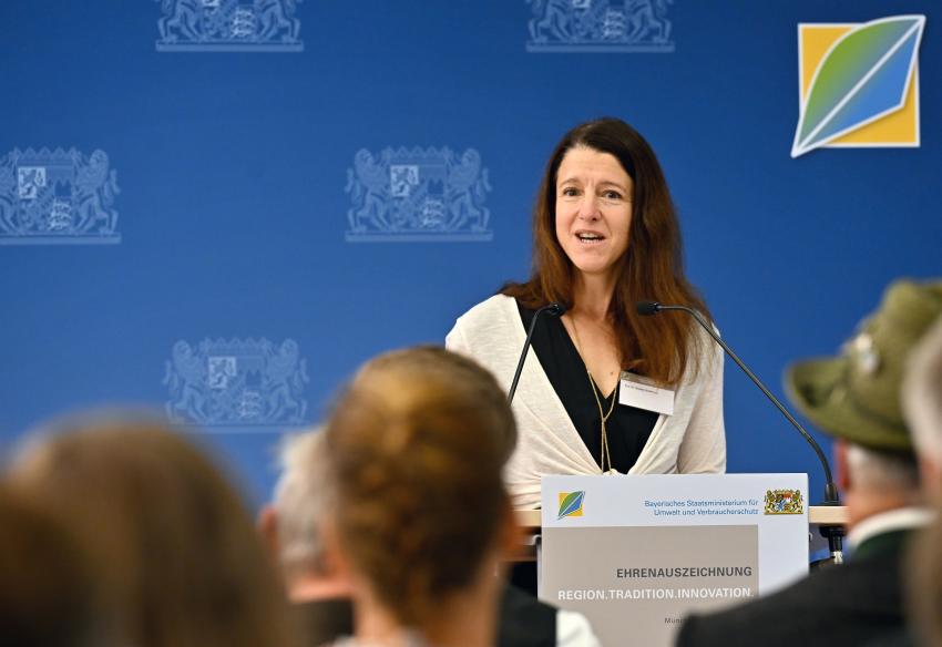 Prof. Dr. Claudia Guldimann, Jurorin, LMU München, Lehrstuhl für Lebensmittelsicherheit und -analytik