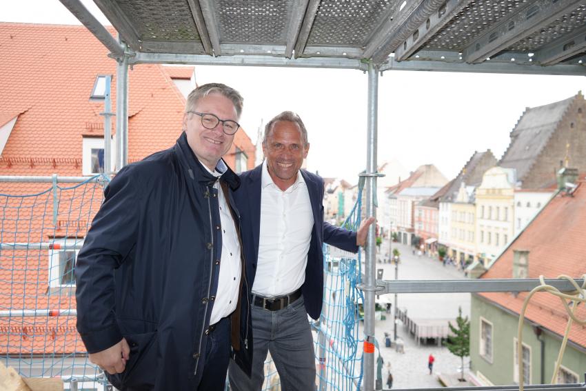 Bild vergrössert sich per Mausklick - >Termin - Gespräch mit Herrn OB Pannermayr zu  