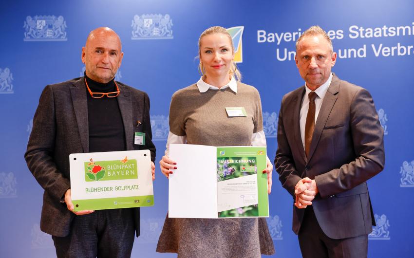 Die Golfclub Bergkramerhof GmbH & Co. KG nimmt die Auszeichnung als 