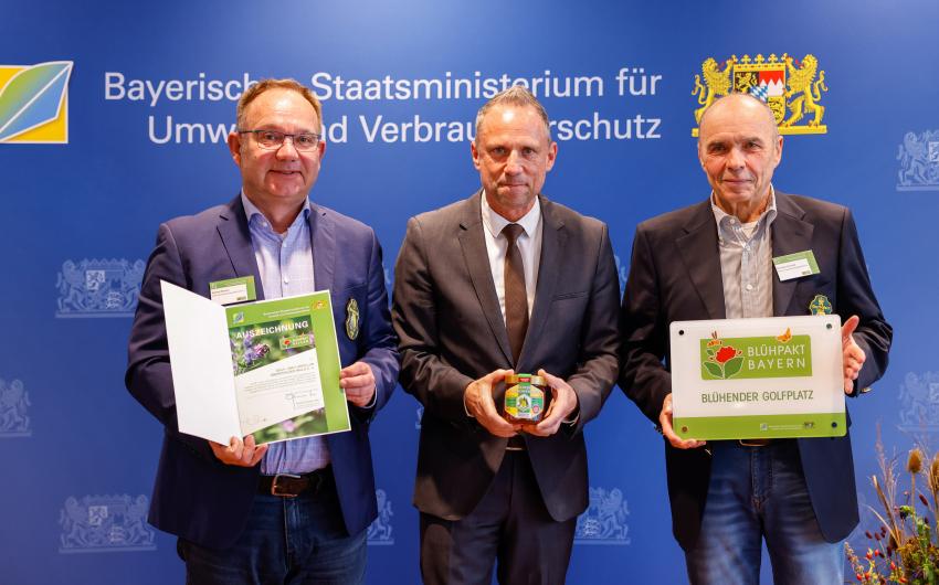 Der Golf- und Landclub Oberpfälzer Wald e. V. nimmt die Auszeichnung als 