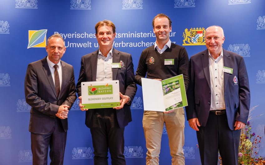 Der Golf- und Land-Club Regensburg e. V. nimmt die Auszeichnung als 