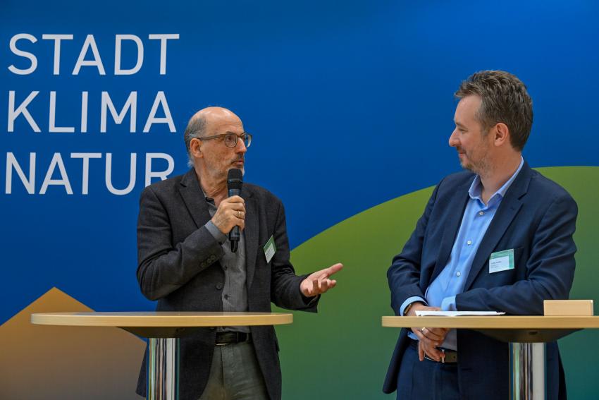 v. li.: Reiner Erben, Umweltreferent Stadt Augsburg und Steffen Kercher,  Baureferent Stadt Augsburg