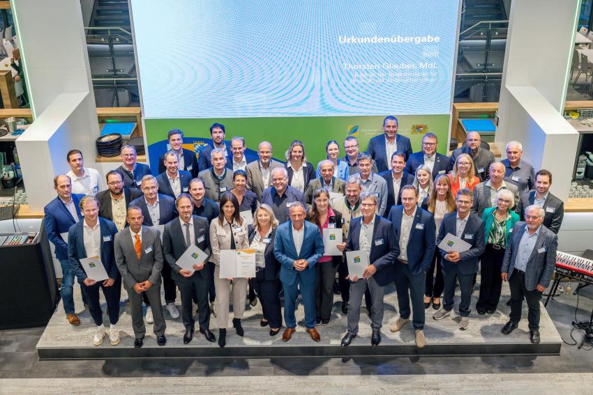 Auszeichnung langjähriger Teilnehmer am Umwelt- und Klimapakt Bayern