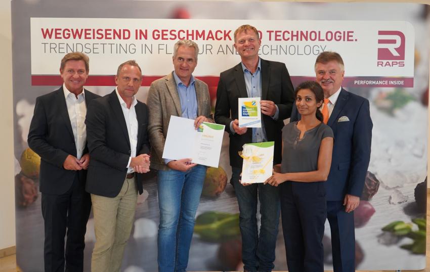Gruppenfoto mit Umweltminister Thorsten Glauber