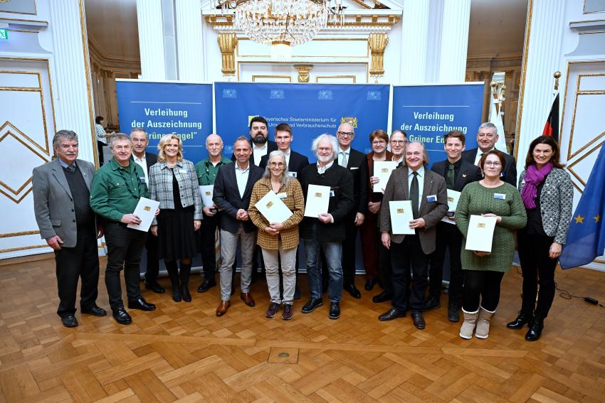 Bild vergrössert sich per Mausklick - >Termin - Verleihung der Grünen (Junior) Engel 2025 Oberpfalz