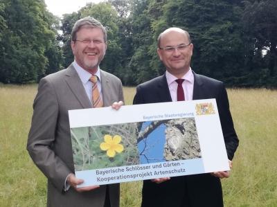 UmweltministeR Dr. Marcel Huber und Finianzminister Albert Füracker starten Artenschutzprojekt in Bayerischen Schloßgärten.