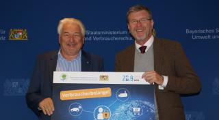 Verbraucherschutzminister Dr. Marcel Huber und ZD.B-Gründungspräsident Prof. Manfred Broy starten Themenplattform zu Verbraucherbelangen in der digitalen Welt