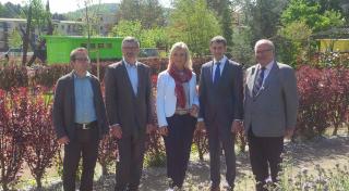 Die bayerische Umweltministerin Ulrike Scharf besuchte heute die Gartenschau "Natur Alzenau 2015". Am 22.Mai öffnet die Gartenschau offiziell ihr ePforten für die Besucher.