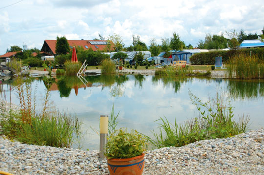 Engagement im Umweltschutz auf Campingplätzen: Naturschwimmteiche oder gar Naturschwimmbäder