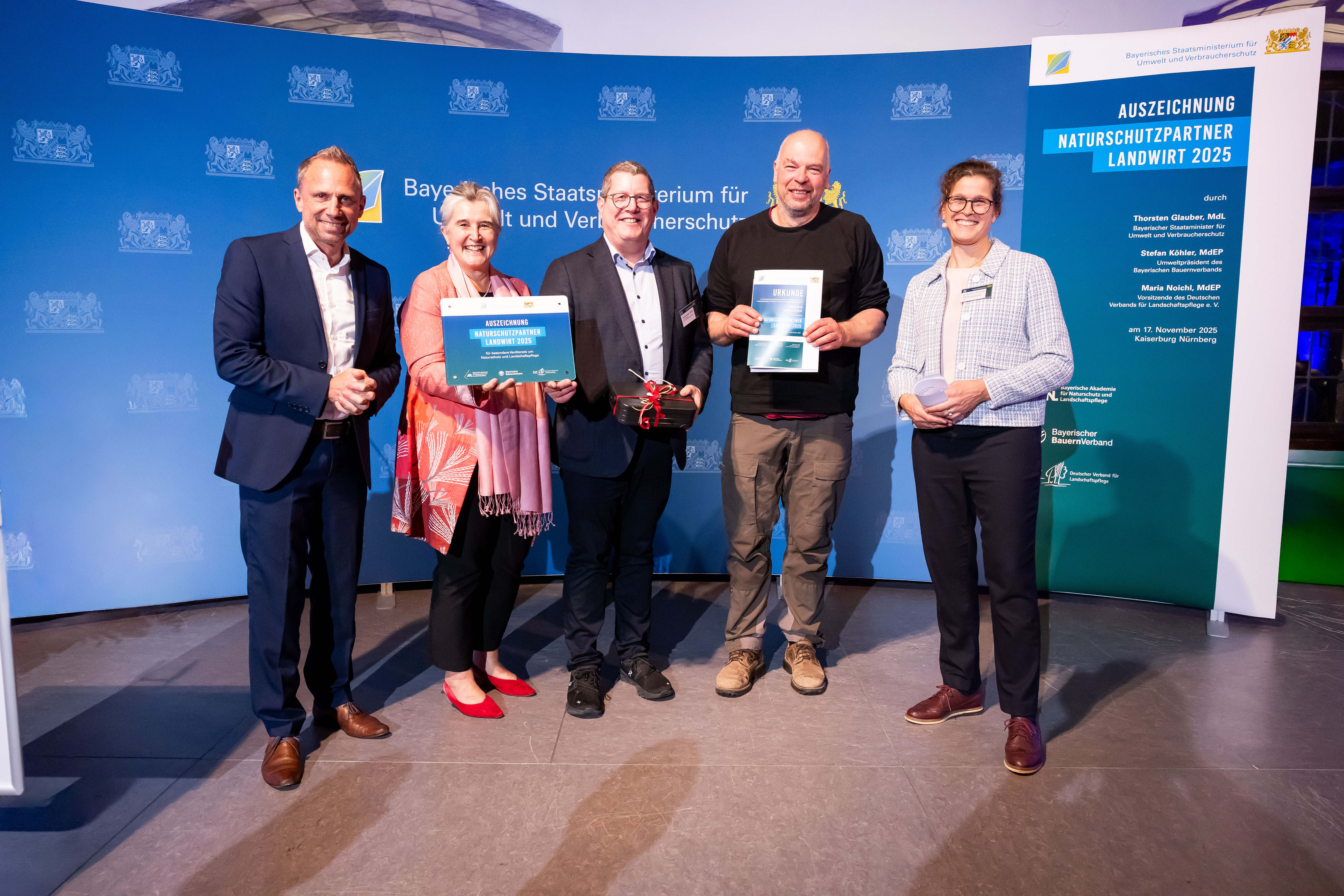 Verleihung des Naturschutzpartner Landwirt 2025 an Steffeshof Ludwig Weber, Landkreis Bad Kissingen